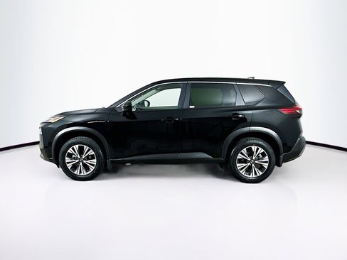 Used 2023 Nissan Rogue SV image 4