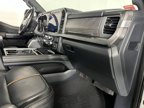 Used 2024 Ford F350 Platinum w/ FX4 Off-Road Package image 34