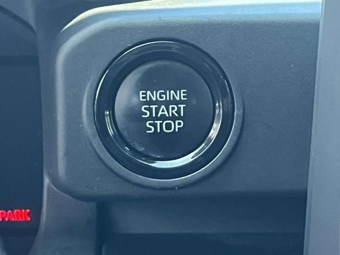 Used 2024 Toyota Tacoma SR AWD/4WD image 23
