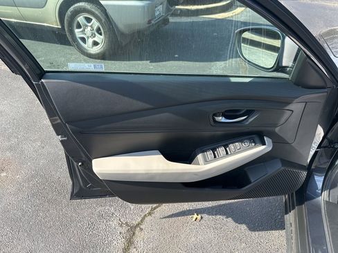 Certified 2025 Honda Accord LX image 21