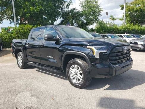 Used 2023 Toyota Tundra SR5 AWD/4WD image 3
