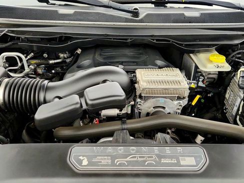 Used 2022 Jeep Wagoneer Series II w/ Premium Group I image 28