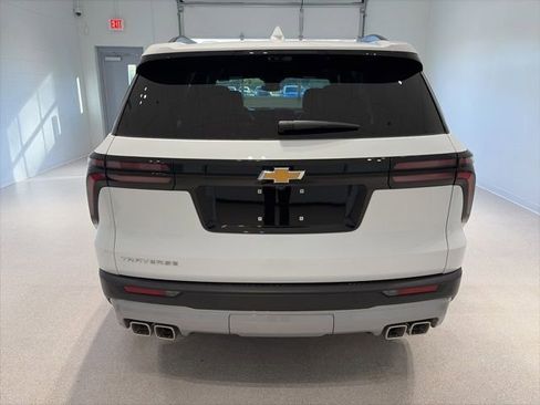New 2026 Chevrolet Traverse LT w/ Driver Confidence Package image 5