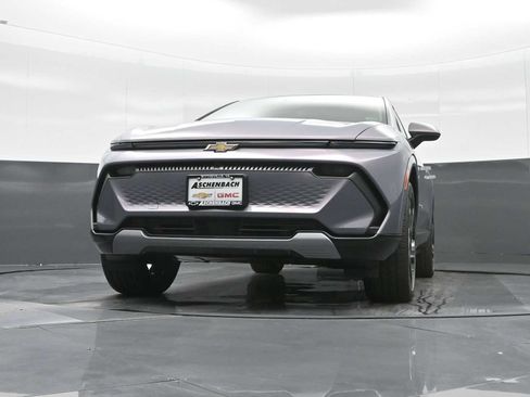 New 2026 Chevrolet Equinox EV LT image 20