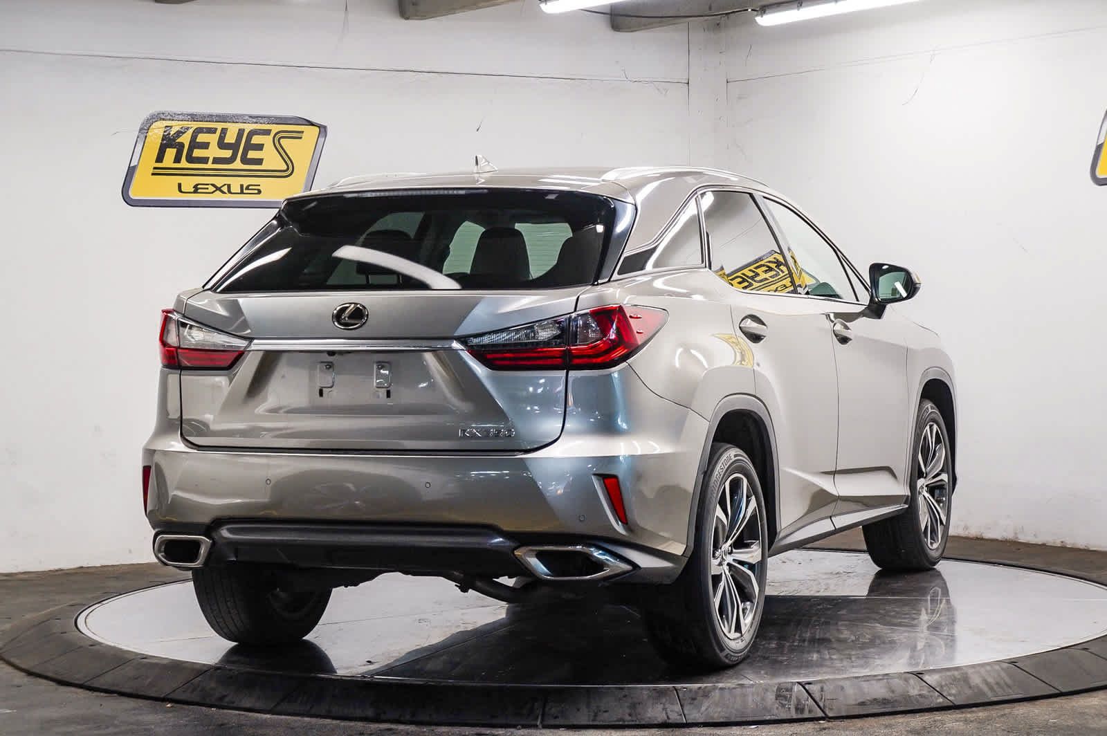 Used 2019 Lexus RX 350 FWD w/ Navigation Package image 4