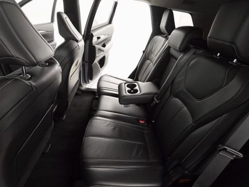 Used 2025 INFINITI QX60 Luxe AWD/4WD image 42