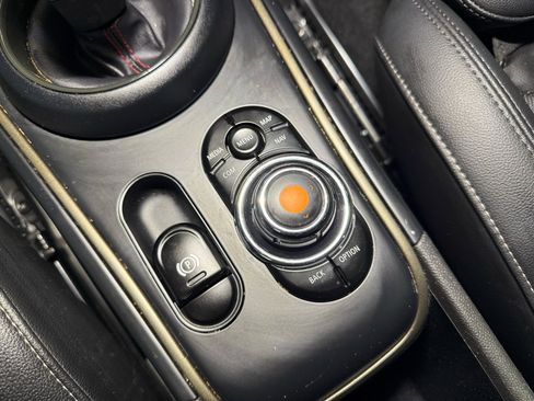 Used 2021 MINI Cooper Countryman S w/ Premium Package image 19