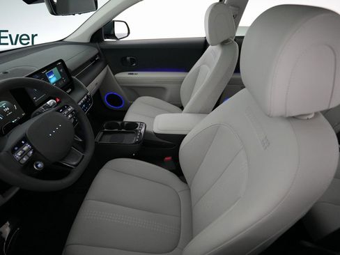 Used 2025 Hyundai Ioniq 5 Limited image 7