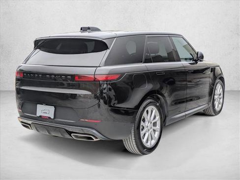 Certified 2025 Land Rover Range Rover Sport SE image 5