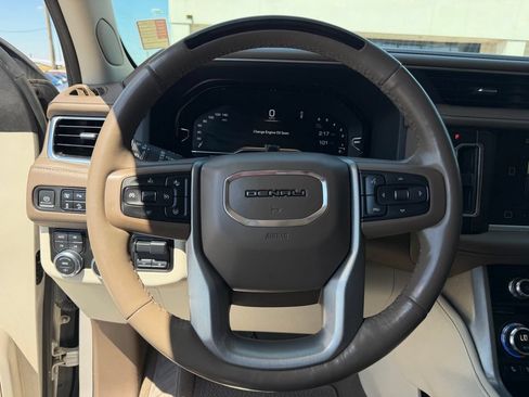 Used 2023 GMC Yukon Denali w/ Denali Reserve Package AWD/4WD image 37