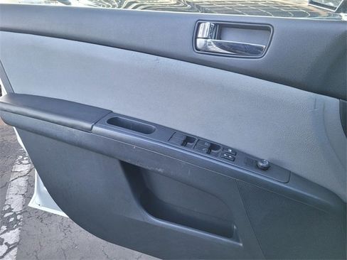 Used 2010 Nissan Sentra 2.0 S image 15