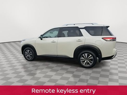Used 2022 Nissan Pathfinder SL image 5