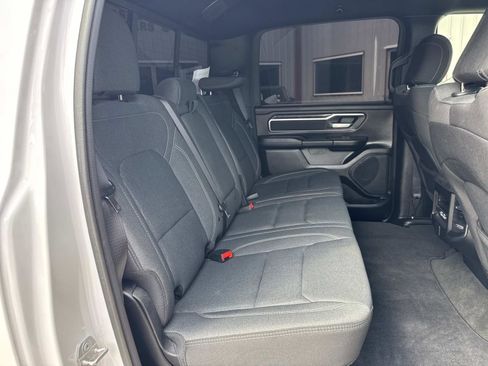 Used 2024 RAM 1500 Big Horn AWD/4WD image 9