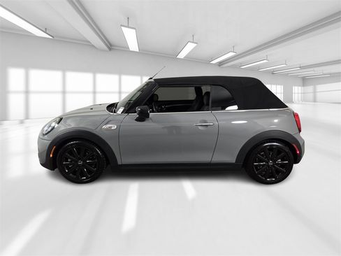 Used 2020 MINI Cooper S image 3