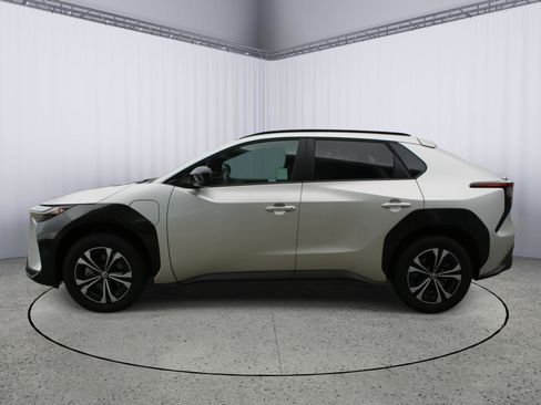Certified 2024 Toyota bZ4X XLE image 5