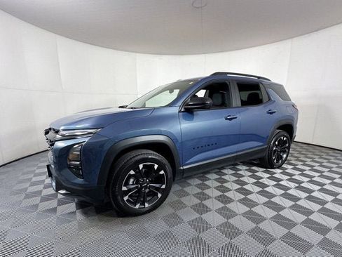 Certified 2025 Chevrolet Equinox RS w/ Convenience Package III image 2