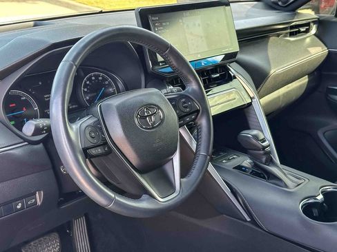 Used 2021 Toyota Venza Limited w/ Advanced Technology Package AWD/4WD image 12