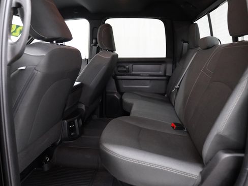 Used 2024 RAM 3500 Tradesman w/ Chrome Appearance Group image 5