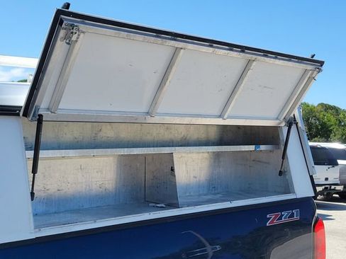 Used 2019 Chevrolet Colorado Z71 image 11