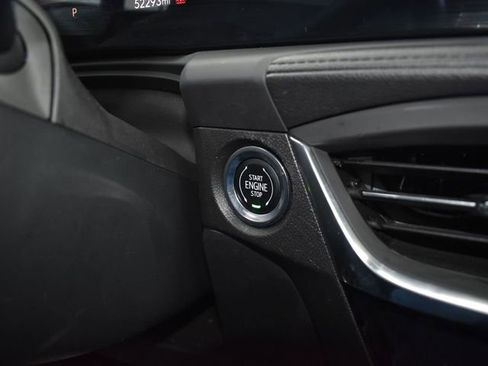 Used 2024 Buick Encore GX Sport Touring image 19