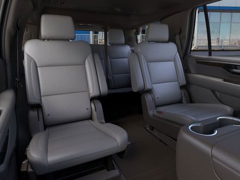 New 2026 Chevrolet Tahoe Z71 image 17