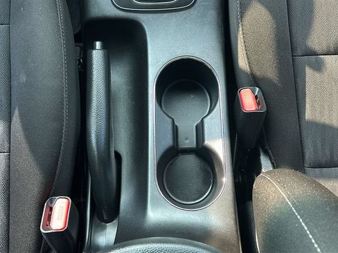 Used 2016 Kia Forte LX FWD image 28