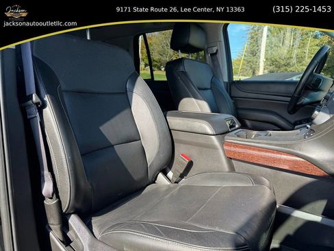 Used 2017 GMC Yukon SLT w/ Open Road Package image 21