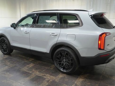 Used 2022 Kia Telluride EX w/ EX Premium Package AWD/4WD image 13
