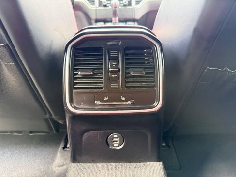 Used 2017 Porsche Macan S AWD/4WD image 36