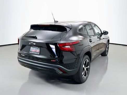 New 2026 Chevrolet Trax RS image 7