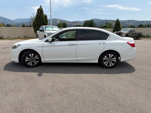 Used 2015 Honda Accord LX image 10