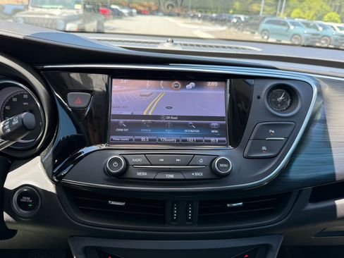 Used 2020 Buick Envision Essence w/ Experience Buick Package AWD/4WD image 17