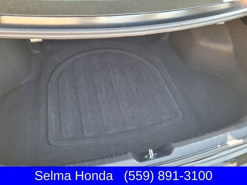 Used 2025 Kia K4 LXS image 27