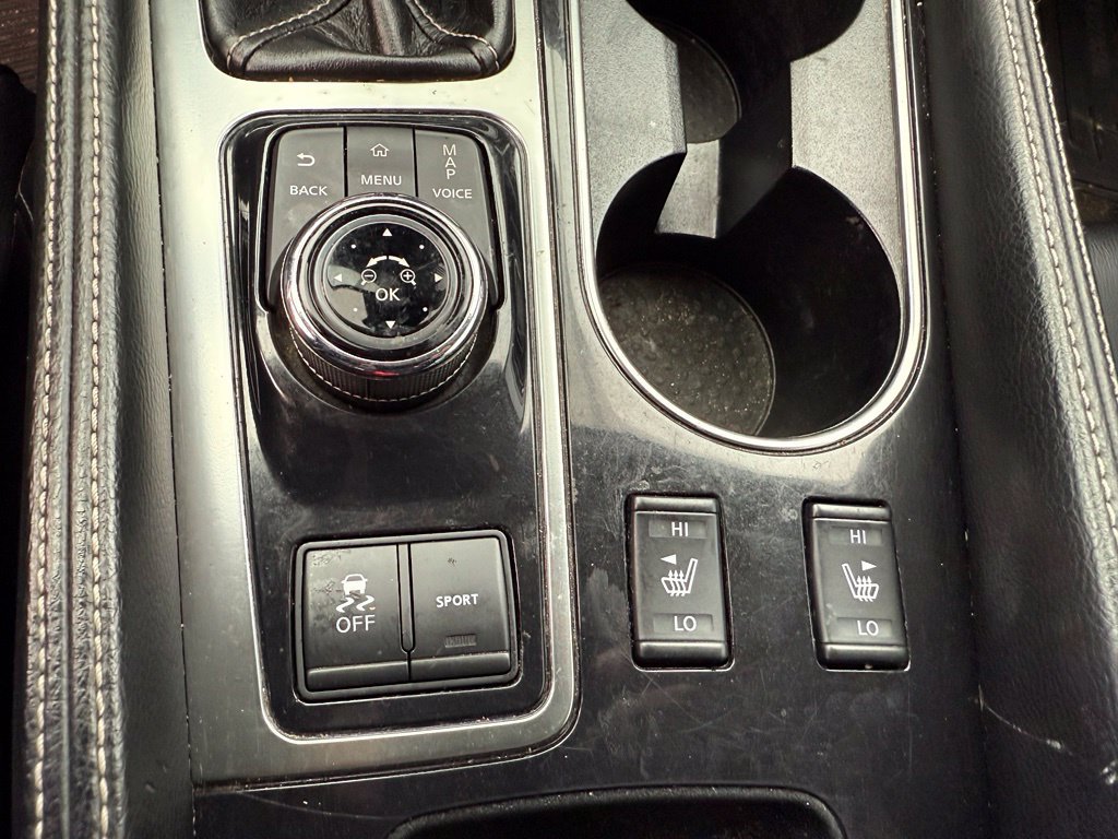 Used 2022 Nissan Maxima SV FWD image 18