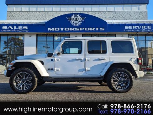 Used 2024 Jeep Wrangler High Altitude image 1