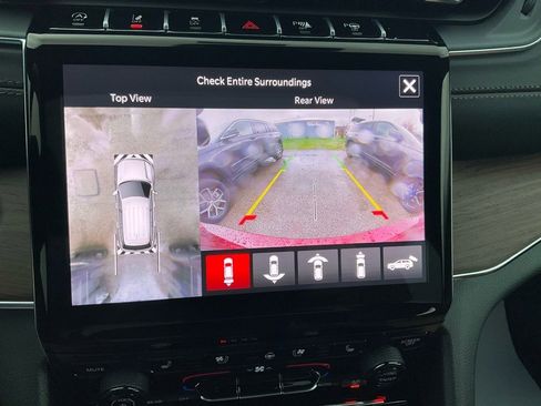 New 2025 Jeep Grand Cherokee L Summit w/ Advanced Protech Group IV image 10