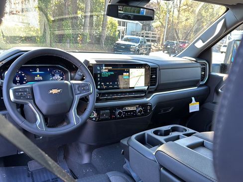 New 2026 Chevrolet Silverado 2500 LT image 16