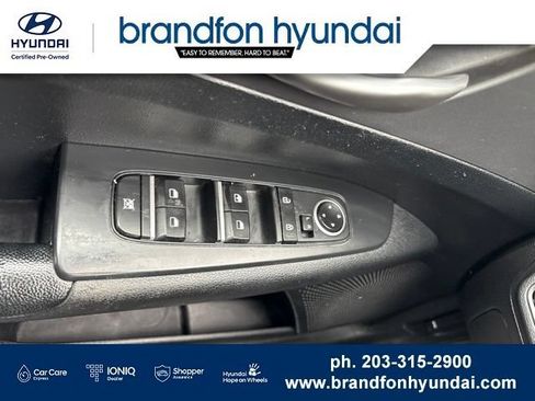 Used 2019 Kia Forte LXS FWD image 13