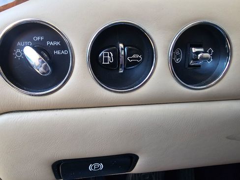 Used 2001 Bentley Arnage Red Label image 21