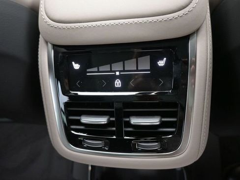 New 2026 Volvo XC90 B6 Ultra w/ Lounge Package image 35