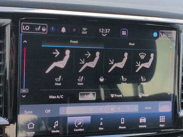 Used 2023 Chrysler Pacifica Limited FWD image 24