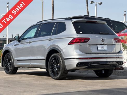 Certified 2022 Volkswagen Tiguan SE R-Line image 6