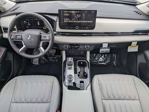 New 2026 Mitsubishi Outlander SEL FWD image 15