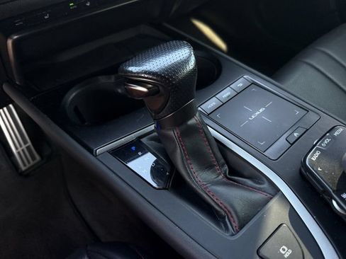 Used 2019 Lexus UX 200 F Sport FWD image 19