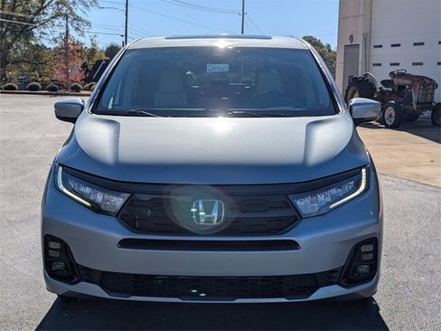 New 2026 Honda Odyssey Elite image 2