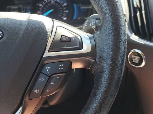 Used 2024 Ford Edge SEL image 26