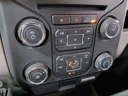 Used 2014 Ford F150 XLT w/ Equipment Group 302A Luxury image 28