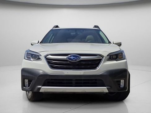 Used 2022 Subaru Outback Limited AWD/4WD image 3