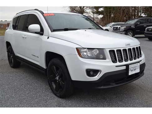 Used 2016 Jeep Compass High Altitude image 7