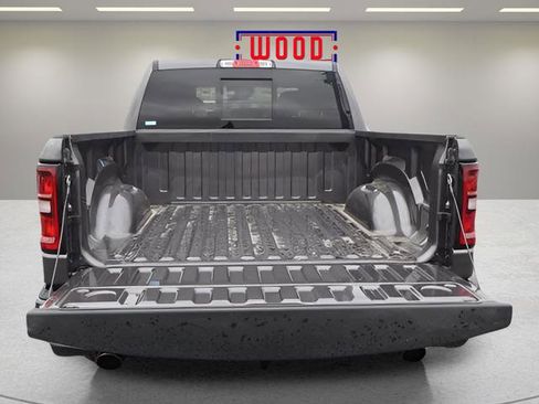 New 2026 RAM 1500 4x4 Crew Cab image 10